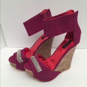 Fredrick’s of Hollywood wedge platform heels red